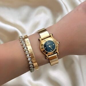 AUTHENTIC VINTAGE GUCCI GOLD WATCH
